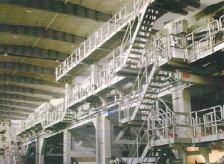 工厂楼梯踏步板钢梯影剧院钢格板工程
